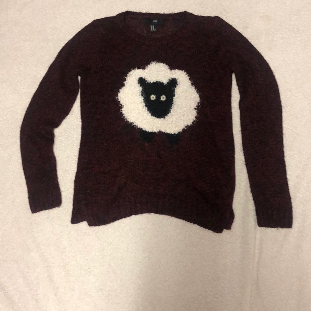 Maroon colored sheet sweater
